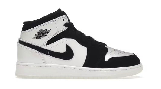 Jordan 1 Mid “Diamond Shorts” Gs