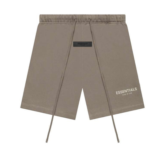 Essentials Shorts “Dessert Taupe”